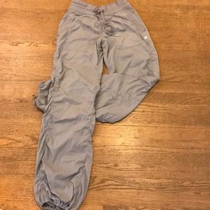 Lululemon Street to Studio Pant Unlined Size 6